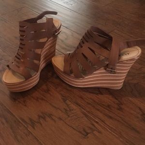 Brown Size 8 Anna Luz wedges